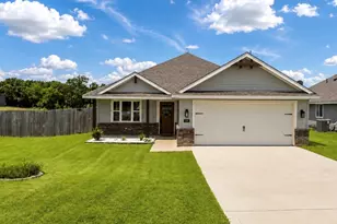 136 Johnson Ln, Hillsboro, TX 76645 - Photo 1