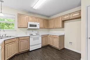 412 Dakota Dr, Joshua, TX 76058 - Photo 8