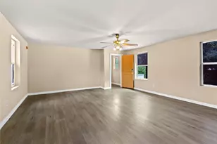 708 E Commerce, Mexia, TX 76667 - Photo 8