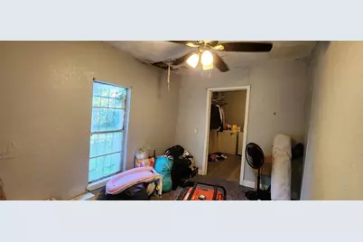 1320 Elm Wood Avenue, Fort Worth, TX 76104 - Photo 12