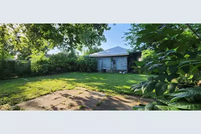 1320 Elm Wood Avenue, Fort Worth, TX 76104 - Photo 40