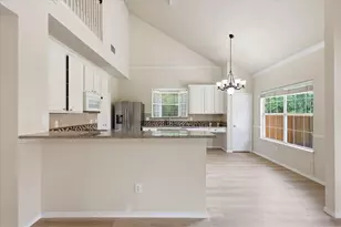 105 Dorsett Dr, Irving, TX 75063 - Photo 14