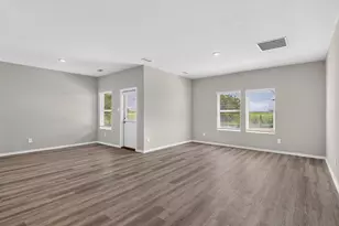 1112 Belhaven St, Granbury, TX 76048 - Photo 18