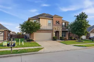 2208 Gregory Creek Dr, Little Elm, TX 75068 - Photo 2