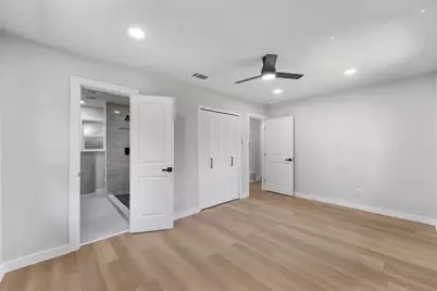 2122 Lemart Street, Grand Prairie, TX 75051 - Photo 10