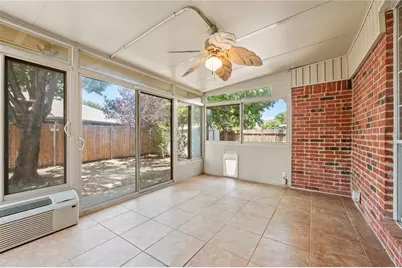3321 Harbourtown Drive, Grand Prairie, TX 75052 - Photo 4