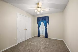 3321 Harbourtown Dr, Grand Prairie, TX 75052 - Photo 28