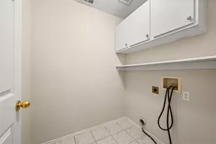 3321 Harbourtown Dr, Grand Prairie, TX 75052 - Photo 20