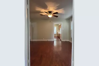 1108 S Travis Street, Sherman, TX 75090 - Photo 4