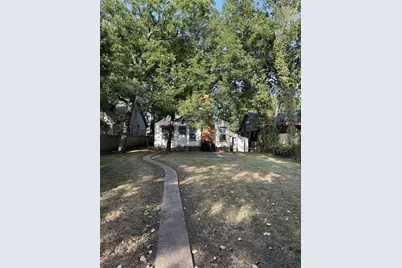 1108 S Travis Street, Sherman, TX 75090 - Photo 2