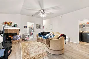 1011 Cruise St, Denton, TX 76207 - Photo 12