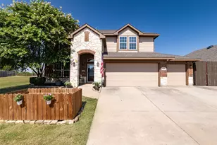 15647 Gatehouse Dr, Fort Worth, TX 76262 - Photo 1