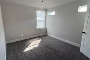 1000 N Kentucky St, McKinney, TX 75069 - Photo 12