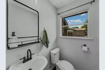 703 Whitener Road, Euless, TX 76040 - Photo 16
