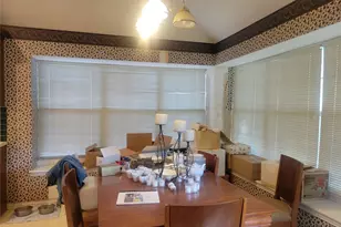 1817 Parkwood Dr, Grapevine, TX 76051 - Photo 12