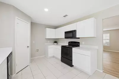 7020 Glenshire Drive, Arlington, TX 76002 - Photo 8