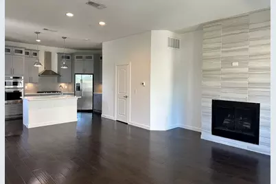 1211 Beaconsfield Lane #605, Arlington, TX 76011 - Photo 10
