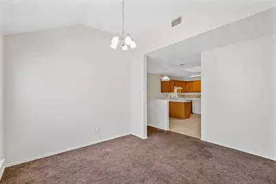 2804 Monthaven Drive, Arlington, TX 76001 - Photo 8