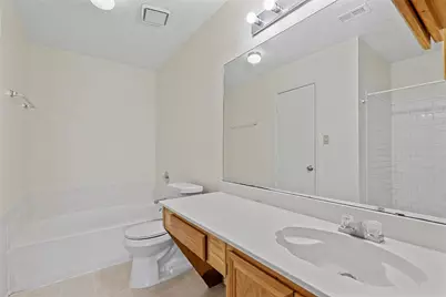 2804 Monthaven Drive, Arlington, TX 76001 - Photo 14