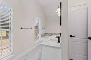 627 Co Rd 4445, Trenton, TX 75490 - Photo 18