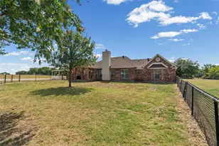 627 Co Rd 4445, Trenton, TX 75490 - Photo 4