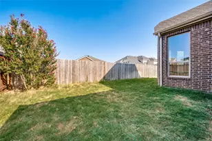 929 Green Coral Dr, Little Elm, TX 75068 - Photo 24