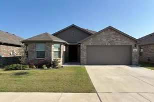 324 Sculptors Xing, Springtown, TX 76082 - Photo 1