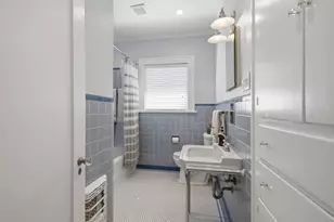 838 Salmon Dr, Dallas, TX 75208 - Photo 14