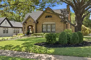 838 Salmon Dr, Dallas, TX 75208 - Photo 22