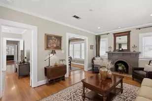 838 Salmon Dr, Dallas, TX 75208 - Photo 2