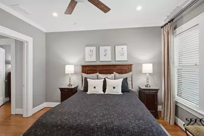 838 Salmon Drive, Dallas, TX 75208 - Photo 12