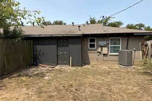 2505 Normont Cir, Fort Worth, TX 76103 - Photo 18