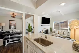 5916 Sandhurst Ln, Dallas, TX 75206 - Photo 8