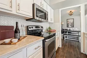 5916 Sandhurst Ln, Dallas, TX 75206 - Photo 10