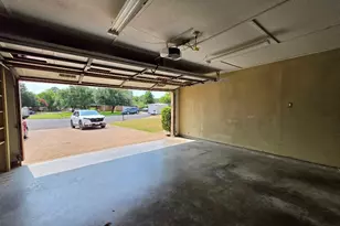 2024 Pebblecreek Dr, Cleburne, TX 76033 - Photo 16