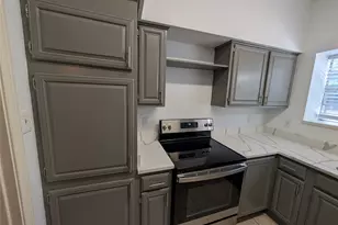 9801 Royal Ln, Dallas, TX 75231 - Photo 6
