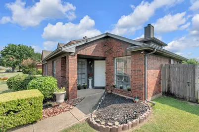 2111 Prairie Creek Trail, Garland, TX 75040 - Photo 4