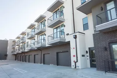 901 N Zang Boulevard #114, Dallas, TX 75208 - Photo 12
