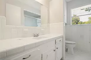 7005 Kingsbury Dr, Dallas, TX 75231 - Photo 8