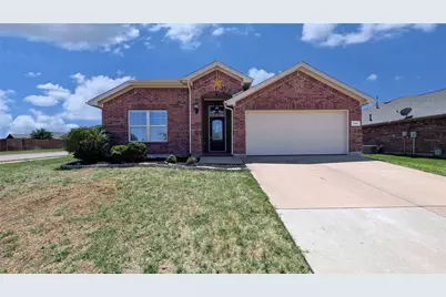344 Coral Vine Lane, Burleson, TX 76028 - Photo 1