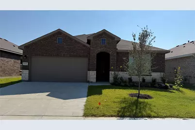 9741 McClane Farm Drive, Fort Worth, TX 76036 - Photo 2