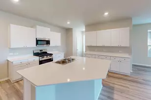 9741 McClane Farm Dr, Fort Worth, TX 76036 - Photo 4