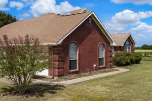 639 Co Rd 4850, Leonard, TX 75452 - Photo 2