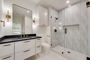 6411 Royal Ln, Dallas, TX 75230 - Photo 26