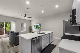 2200 Oklahoma Ave, Plano, TX 75074 - Photo 8