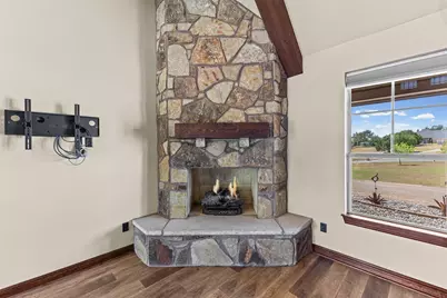 2407 Wills Way Drive, Granbury, TX 76049 - Photo 14
