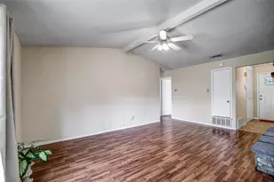 1717 Palisades Dr, Lewisville, TX 75067 - Photo 6