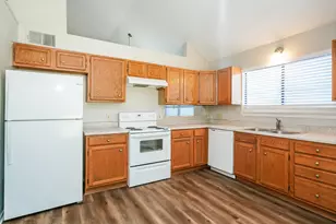 4742 Cornflower Dr, Arlington, TX 76018 - Photo 8