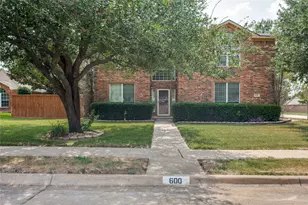 600 Sunfish Dr, Crowley, TX 76036 - Photo 1