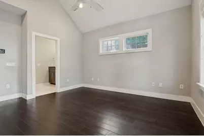629 Bishop Heights Lane, Dallas, TX 75208 - Photo 16